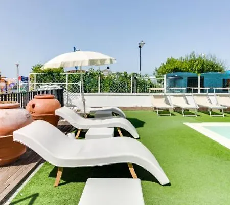 Ξενοδοχείο Family Garden