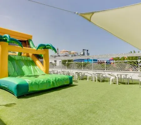 Hotell Family Garden 3*